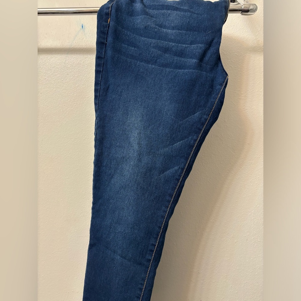 Tahari Kelly Classic Skinny Jeans Dark Wash mid Rise skinny Denim size 16